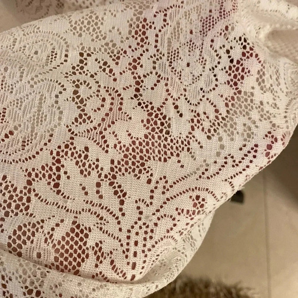 BCBGMAXAZRIA cream&nude lace dress size M - Picture 4 of 8